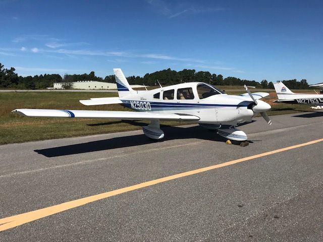Piper Cherokee (N25030)