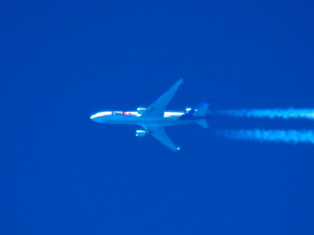 Boeing MD-11 (N601FE)