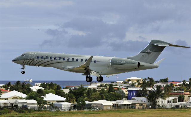 BOMBARDIER BD-700 Global 7500 (C-FJCB)