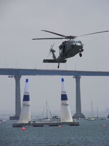 — — - Red Bull Air Race 2008  San Diego, CA  Navy helo on approach with a 4 member SEAL team aboard.