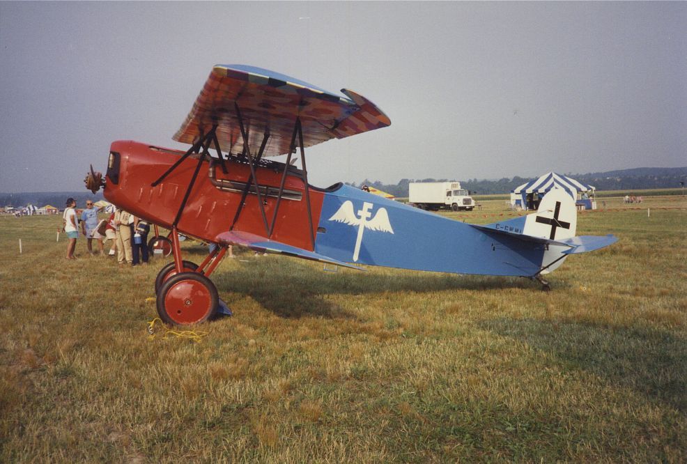 Fokker D-7 Replica (C-GWWI)