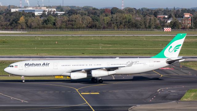 Airbus A340-300 (EP-MMD)