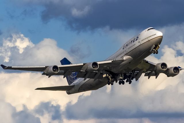 Boeing 747-400 (N107UA) - one of the latest