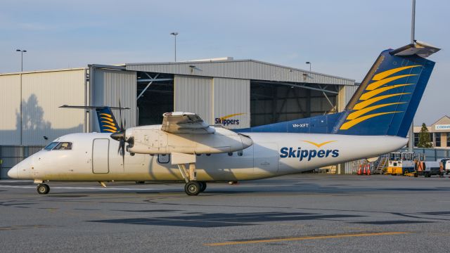 de Havilland Dash 8-100 (VH-XFT)