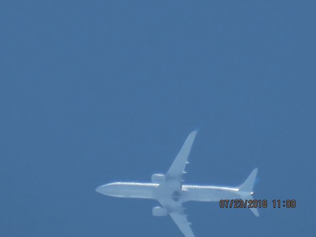 Boeing 737-900 (N68842)