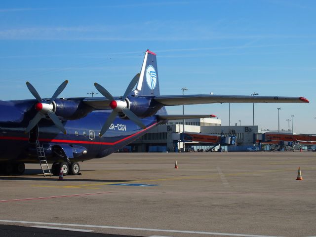 Antonov An-12 (UR-CGV)