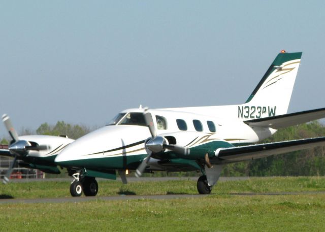 Beechcraft Duke (N323PW) - 1980 Beech B-60 at Downtown Shreveport.