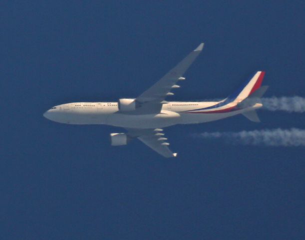 Airbus A330-200 (F-RARF) - A332 présidentiel 34 000 ft en entrainement en tour de France sur les principaux aéroports. Ici, en transit entre Toulouse et Brest 34 000 ft le 10-02-2017-