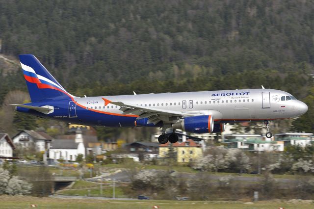 Airbus A320 (VQ-BHN)