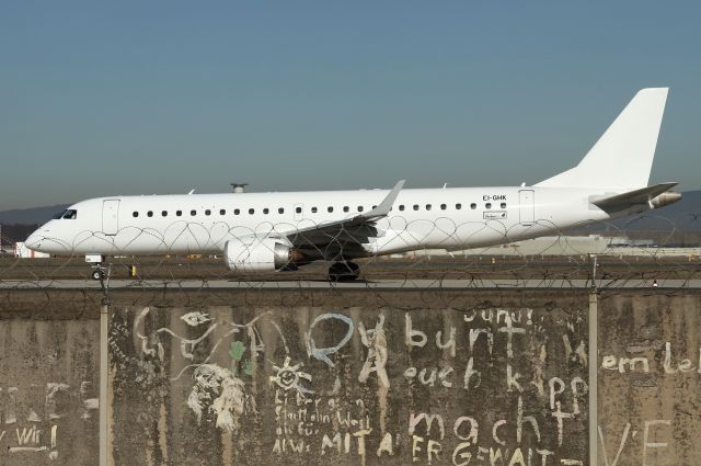 Embraer ERJ-190 (EI-GHK) - EDDF 2019-03-26 Stobart Air