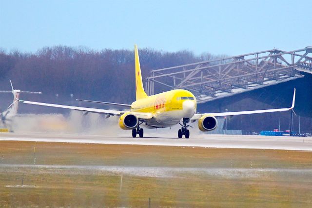 Boeing 737-700 (D-ATUA)