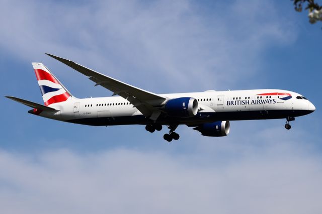 Boeing 787-9 Dreamliner (G-ZBKI)