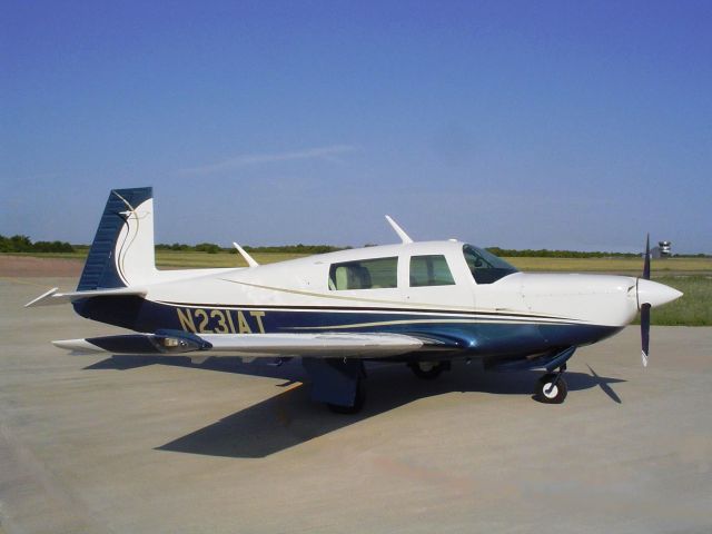 Mooney M-20 Turbo (N231AT)