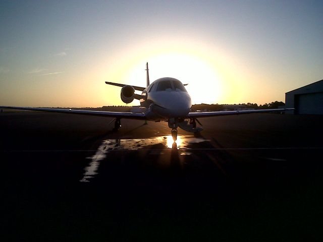 Cessna Citation V (N178BR) - Preflight at sunrise