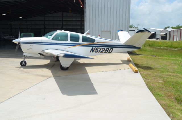 Beechcraft 35 Bonanza (N512BD) - Taken during the Pearland Airport open house and BBQ fly-in.