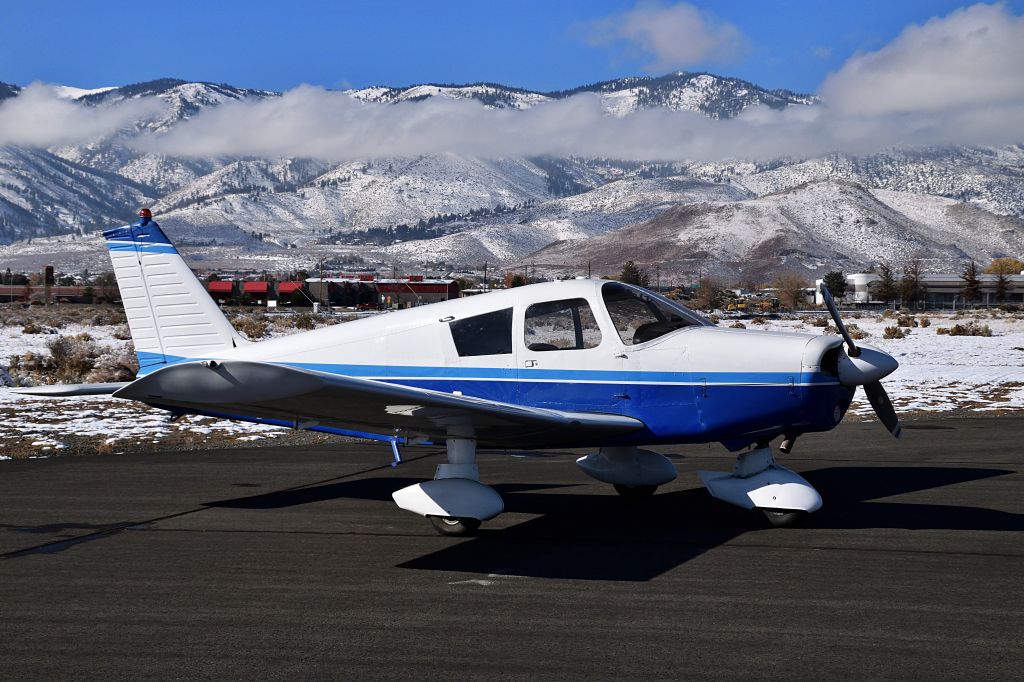 Piper Cherokee (N2239T)