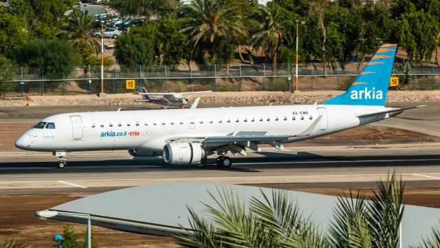 Embraer ERJ-190 (4X-EMB)