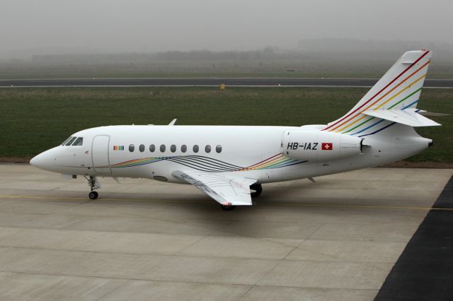 Dassault Falcon 2000 (HB-IAZ) - TAG AVIATION