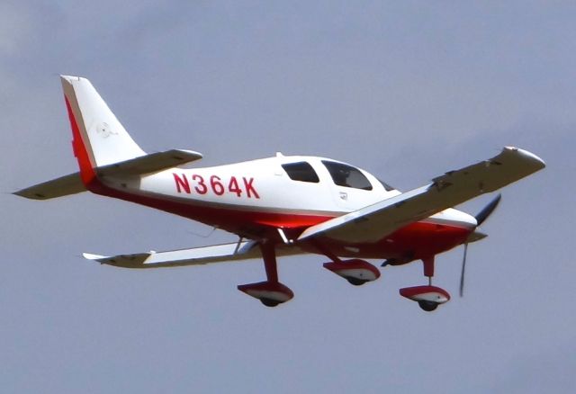 Cessna 350 (N364K)