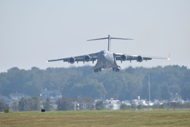 Boeing Globemaster III — - USAF C17 landing at Martin State Airport for Maryland Fleet Week