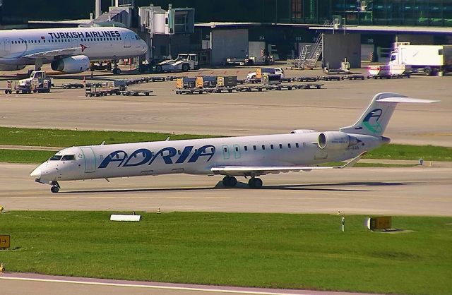 Canadair Regional Jet CRJ-900 (S5-AAN) - ADR310 just arriving from Brnik