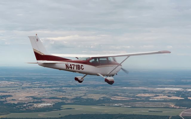 Cessna Skylane (N471BC)