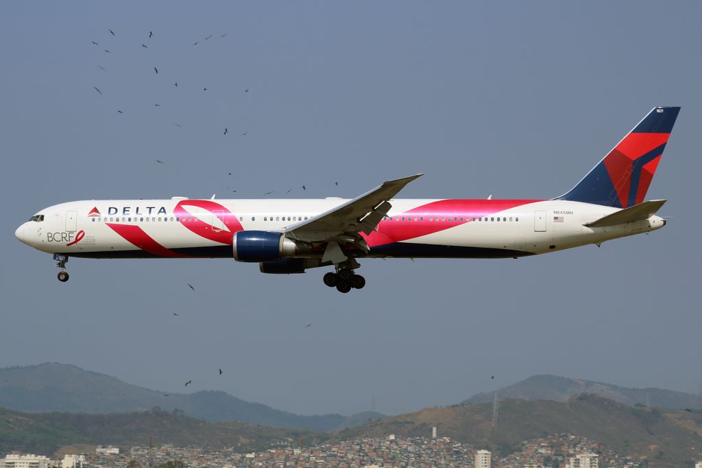 N845MH —