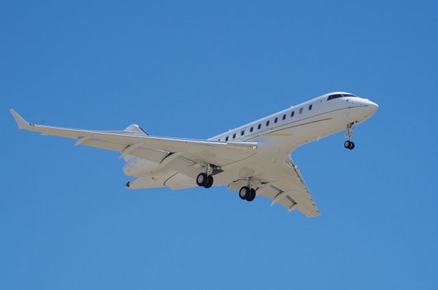 Bombardier Global Express (N286JS)