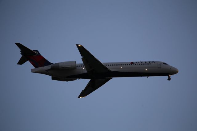 Boeing 717-200 —
