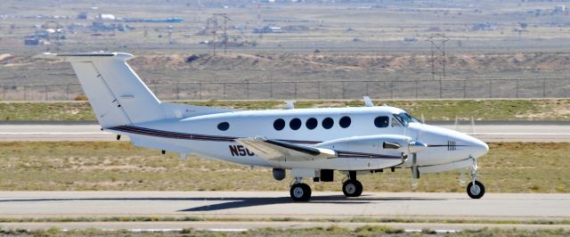 Beechcraft Super King Air 200 (N505J)