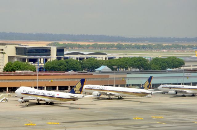 Boeing 747-400 (9V-SFF)