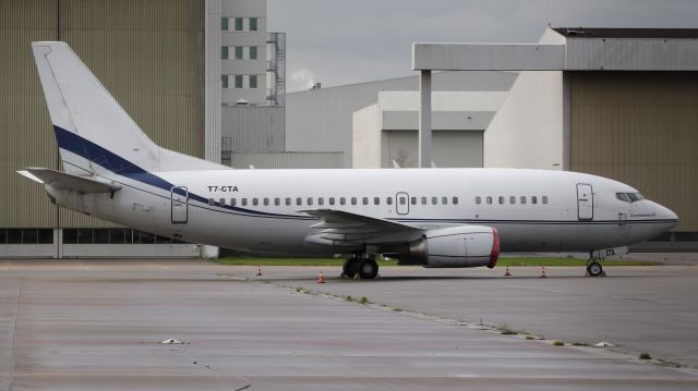 Boeing 737-500 (T7-TCA)