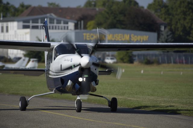 Cessna P210 (turbine) (D-EMDT) - Cessna P210 Silver Eagle. Taxi in EDRY