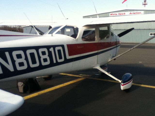 Cessna Skyhawk (N80810) - WhiteHawk Aviation 172 at Culpeper