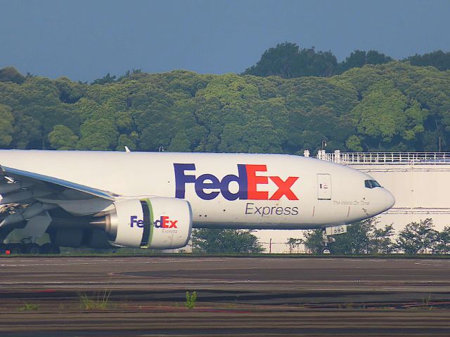 BOEING 777-200LR (N893FD) - I took this picture on Jun 20, 2020.br /FX5319/19Jun  OAK-NRT