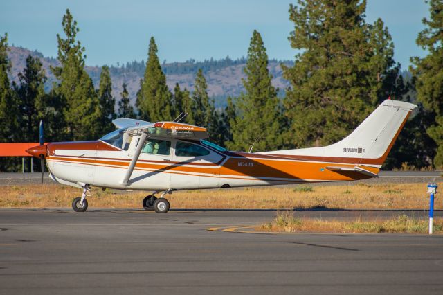 Cessna Skylane RG (N1747R)