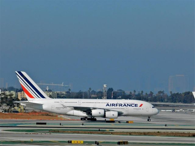 Airbus A380-800 (F-HPJE) - Arriving from CDG