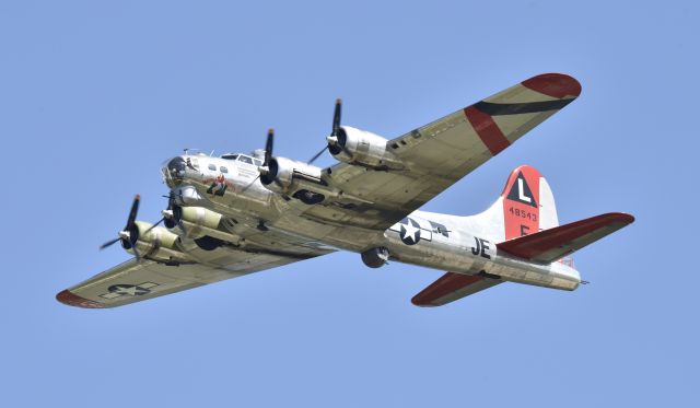 Boeing B-17 Flying Fortress (N3701G) - Demo flight at Airventure 2017