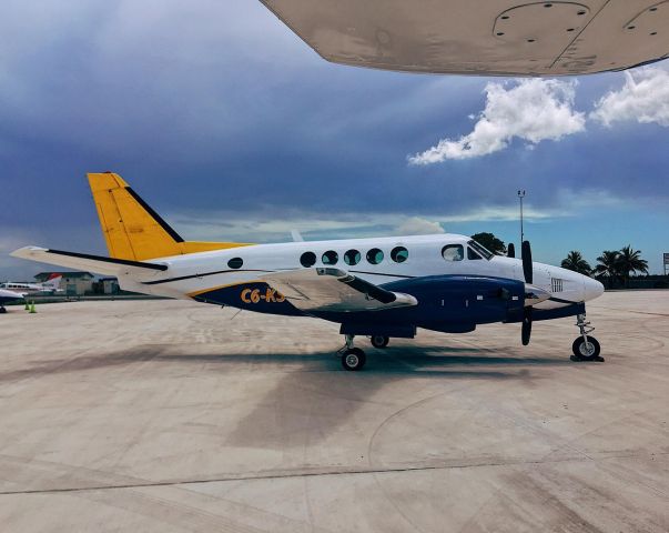 Beechcraft King Air 100 (C6-KSC)