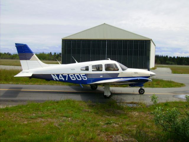 Piper Cherokee Arrow (N47605)