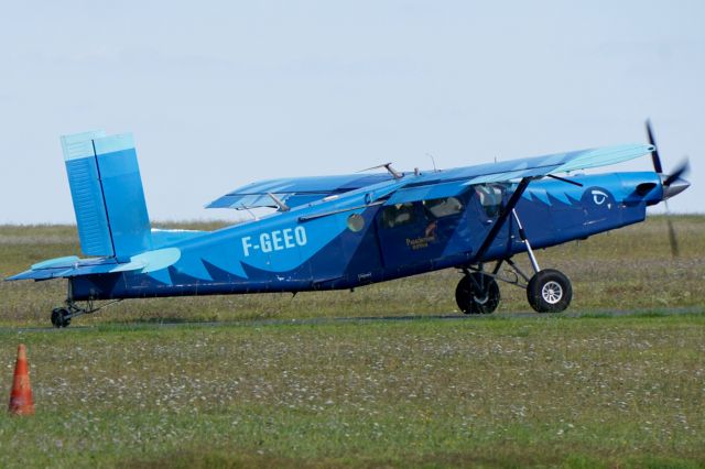 F-GEEO — - Pilatus PC-6/B2-H2 Turbo Porter. Parachutisme Royan