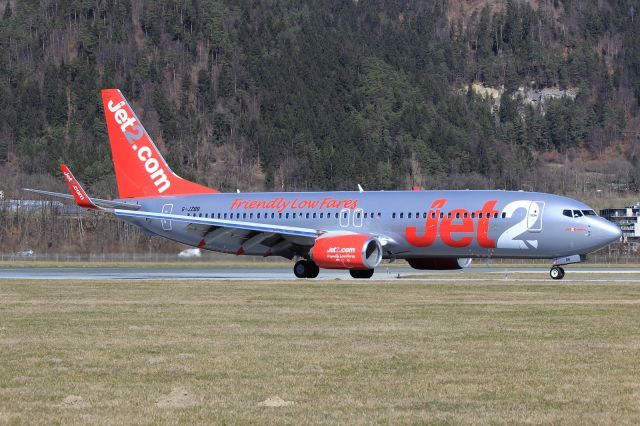 Boeing 737-800 (G-JZHW)