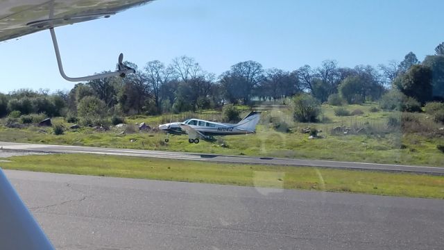 Beechcraft 55 Baron (N2041Z)