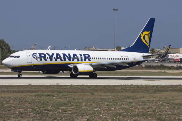 Boeing 737-800 (EI-EKI)