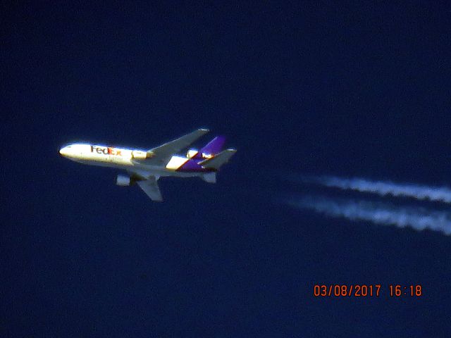 Boeing MD-11 (N596FE)