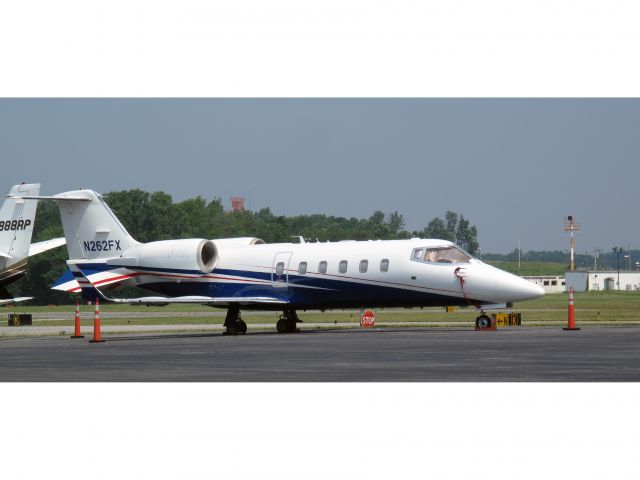 Learjet 60 (N262FX) - A great aircraft with coast to coast range.