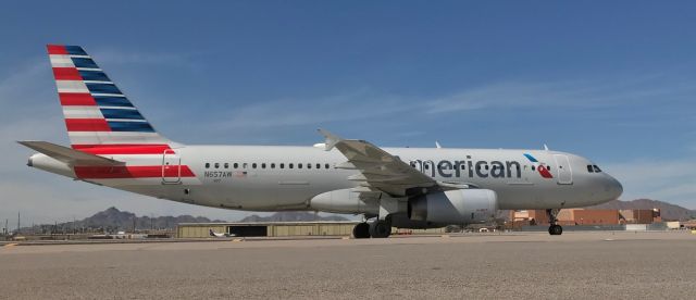 Airbus A320 (N657AW) - PHX taxiway Charlie arrival 08apr19