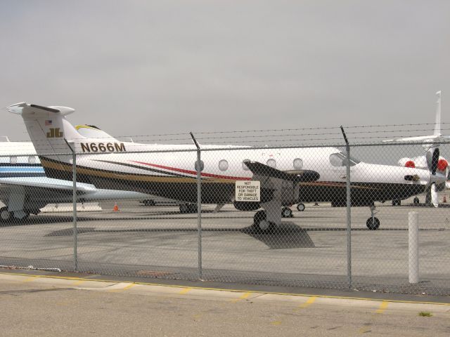 Pilatus PC-12 (N666M) - PARKED AT SANTA ANA