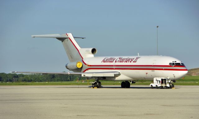 BOEING 727-200 (N722CK) - Kalitta Charters II Boeing 727-2H3 N722CK in Willow Run Airport