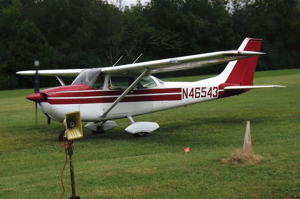 Cessna Skyhawk (N46543) - Moontown Airport Annual Grass Field Fly-in, Sep 16, 2012